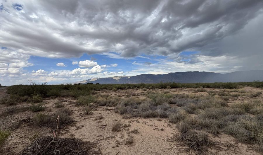 Anillo Del Oriente lot 7, Alamogordo, NM 88310 - 0 Beds, 0 Bath