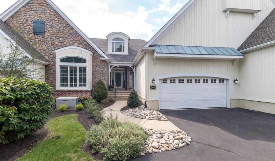 5812 HICKORY HOLLOW Ln, Doylestown, PA 18902 - 3 Beds, 3 Bath