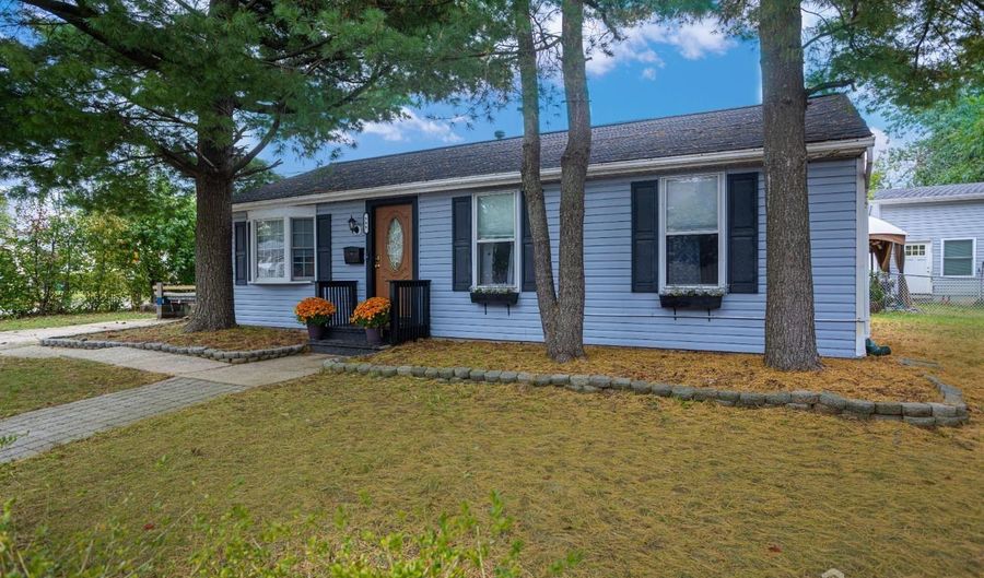 599 Keyport Ave, Aberdeen, NJ 07735 - 3 Beds, 1 Bath