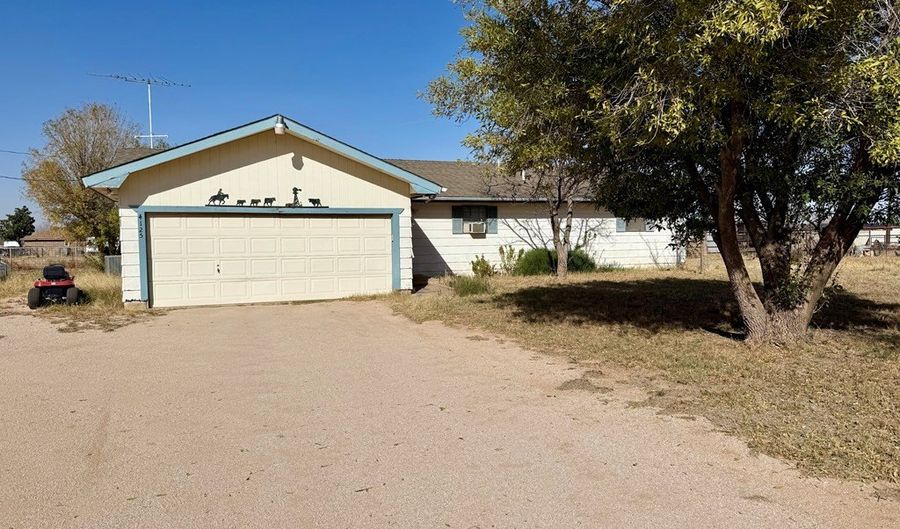 4125 SE 2000, Andrews, TX 79714 - 3 Beds, 2 Bath