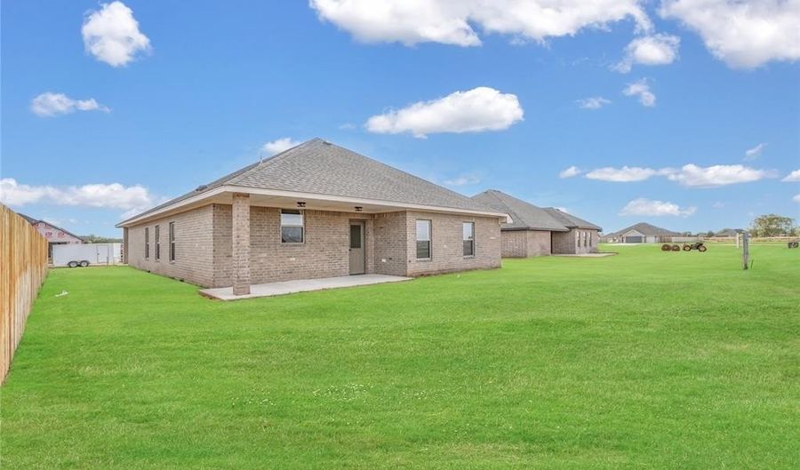 719 Sheryl Ln, Altus, OK 73521 - 4 Beds, 3 Bath