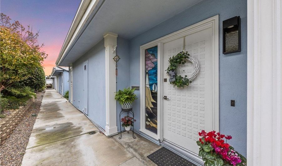 3747 Vista Campana S 80, Oceanside, CA 92057 - 2 Beds, 2 Bath