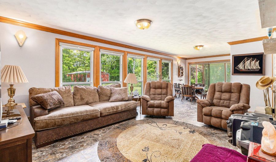 2639 Dutch Acres, Allegan, MI 49010 - 3 Beds, 3 Bath