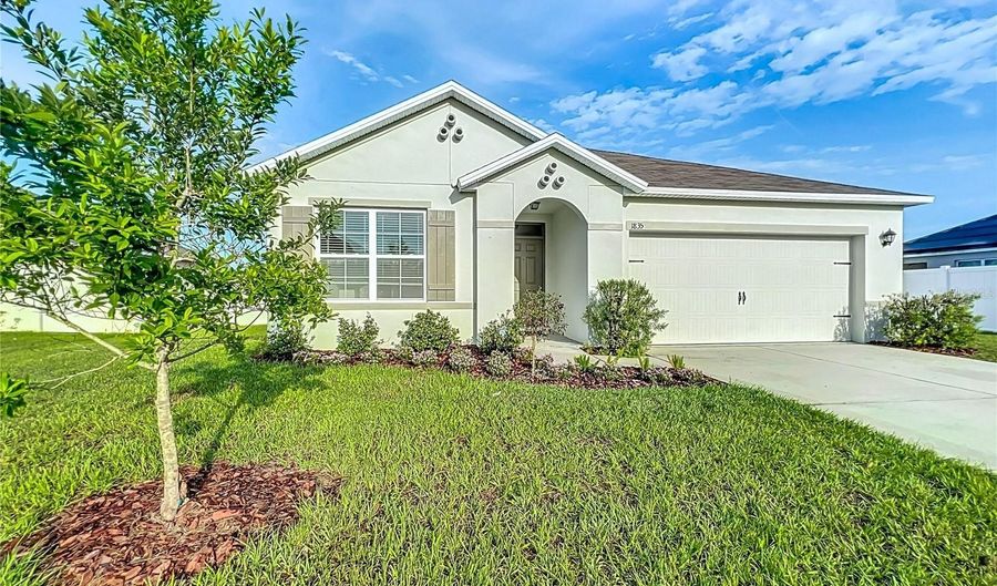 1835 JACKSON OAKS Dr, Bartow, FL 33830 - 3 Beds, 2 Bath