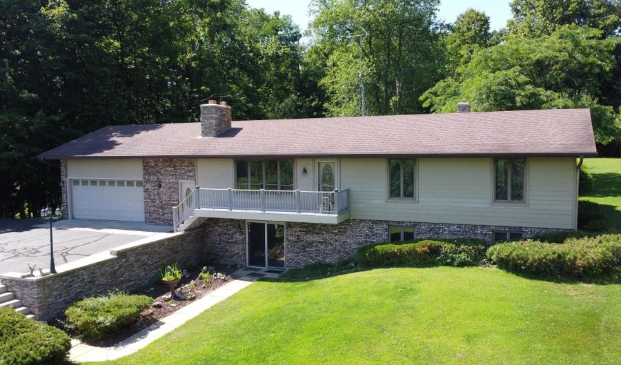N2008 MAPLE RD, Antigo, WI 54409 - 3 Beds, 2 Bath
