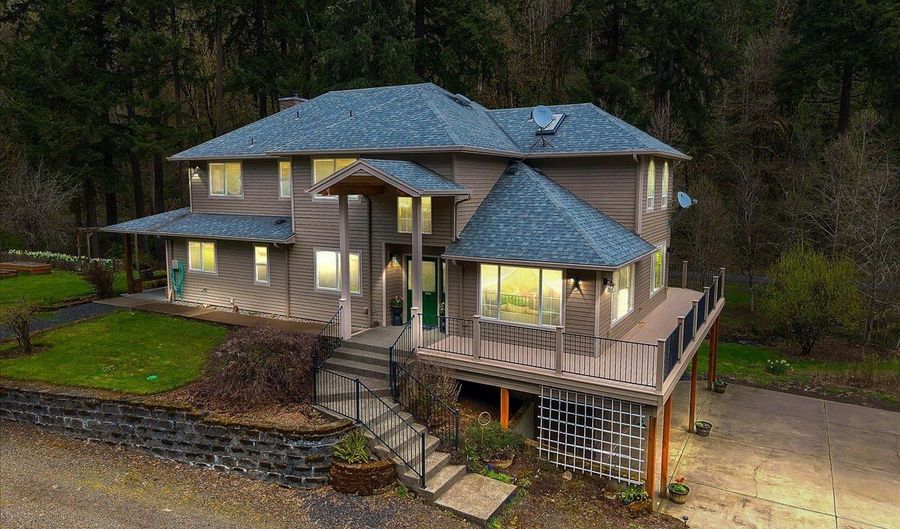 53420 NW STRASSEL Rd, Banks, OR 97106 - 3 Beds, 3 Bath