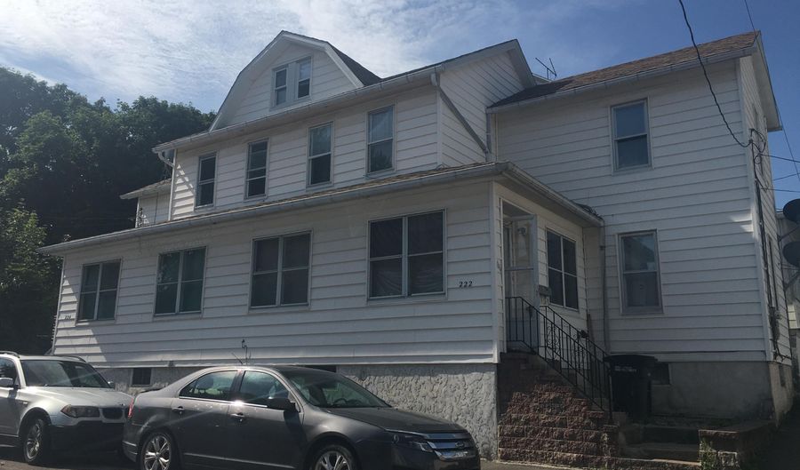 222 E Juniper St, Hazleton, PA 18201 - 4 Beds, 2 Bath