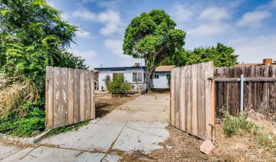 3849 Shirlene Pl Pl, La Mesa, CA 91941 - 5 Beds, 3 Bath