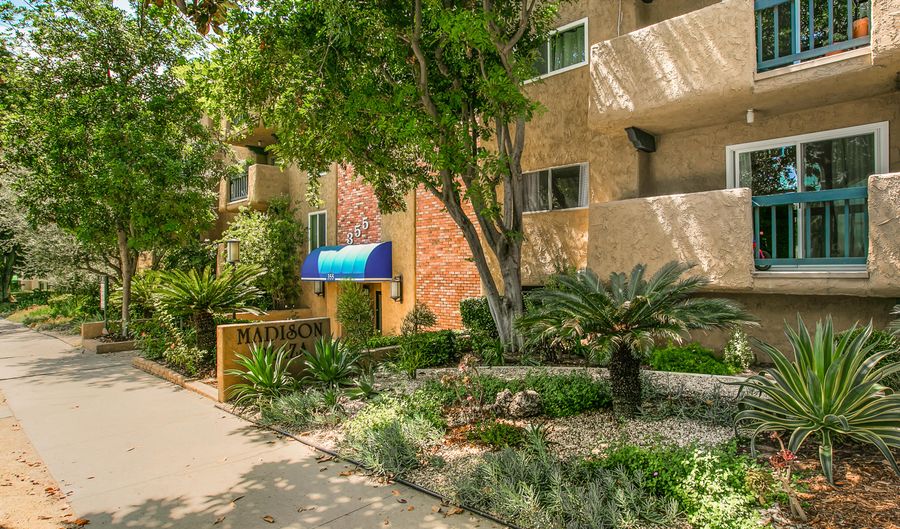 355 S Madison Ave 120, Pasadena, CA 91101 - 2 Beds, 2 Bath