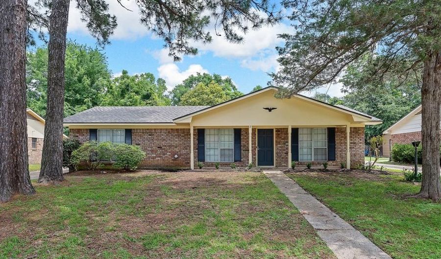 8853 Bayonne Dr, Shreveport, LA 71118 - 3 Beds, 2 Bath