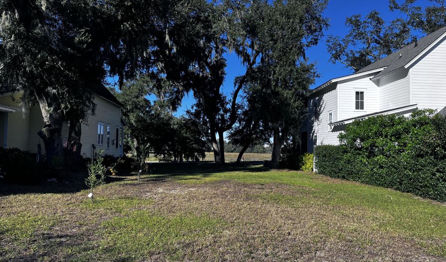 606 Water St, Beaufort, SC 29902 - 0 Beds, 0 Bath