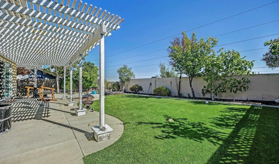 4653 Arabian Way, Antioch, CA 94531 - 6 Beds, 3 Bath