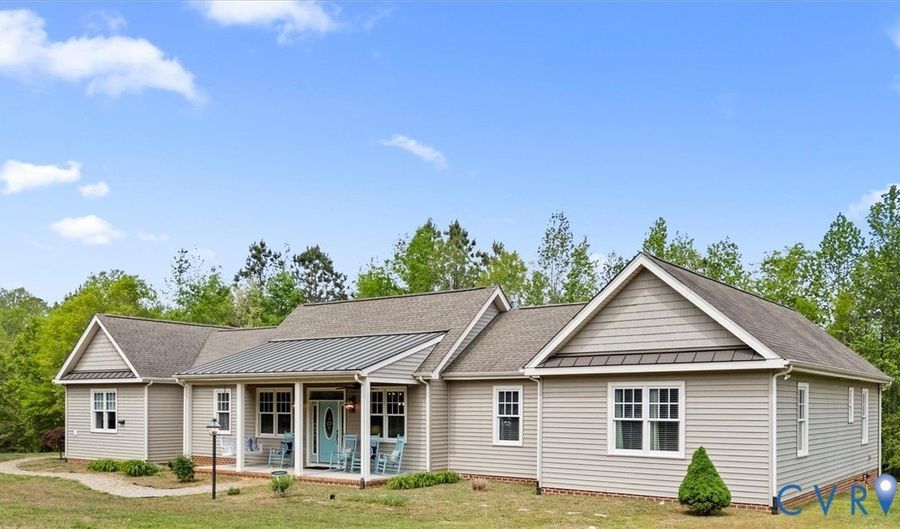 8151 Hidden Valley Ct, Amelia, VA 23002 - 4 Beds, 3 Bath