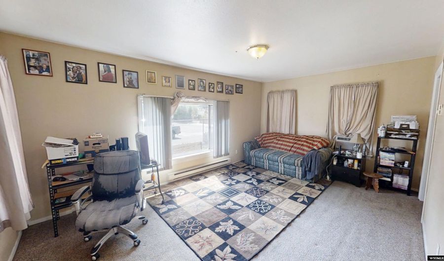 604 E H St, Casper, WY 82601 - 2 Beds, 1 Bath