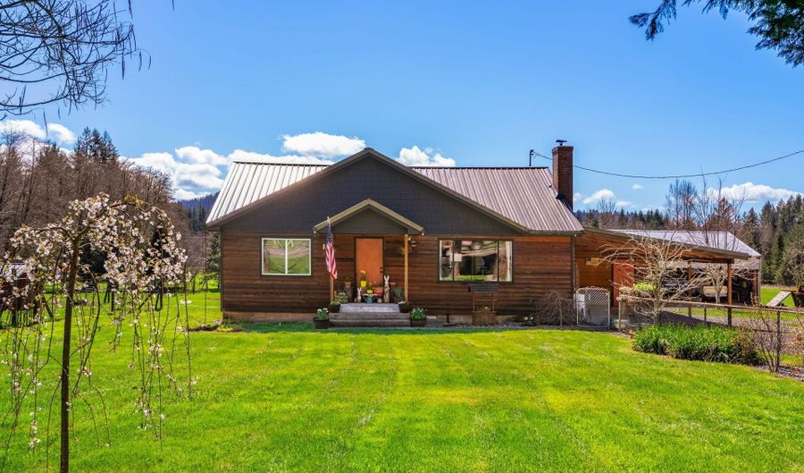 15052 LEWIS RIVER Rd, Ariel, WA 98603 - 2 Beds, 2 Bath