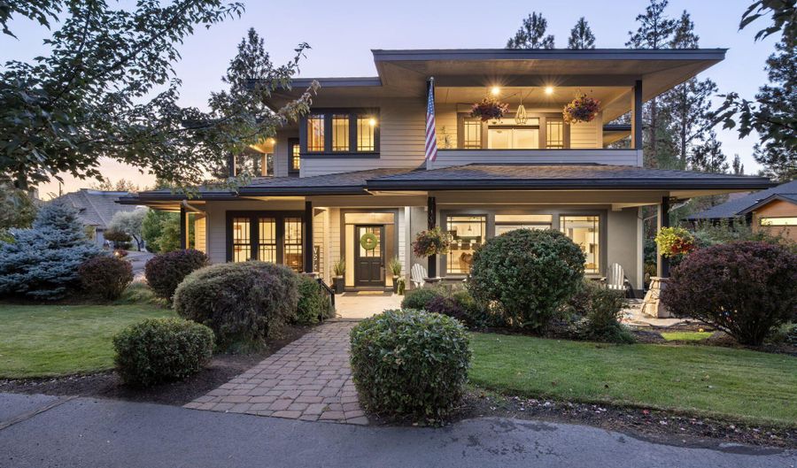 19062 Mt McLoughlin Ln, Bend, OR 97703 - 4 Beds, 3 Bath