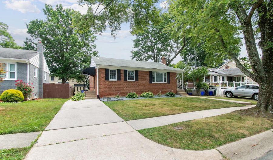 9923 MAYFIELD Dr, Bethesda, MD 20817 - 3 Beds, 2 Bath