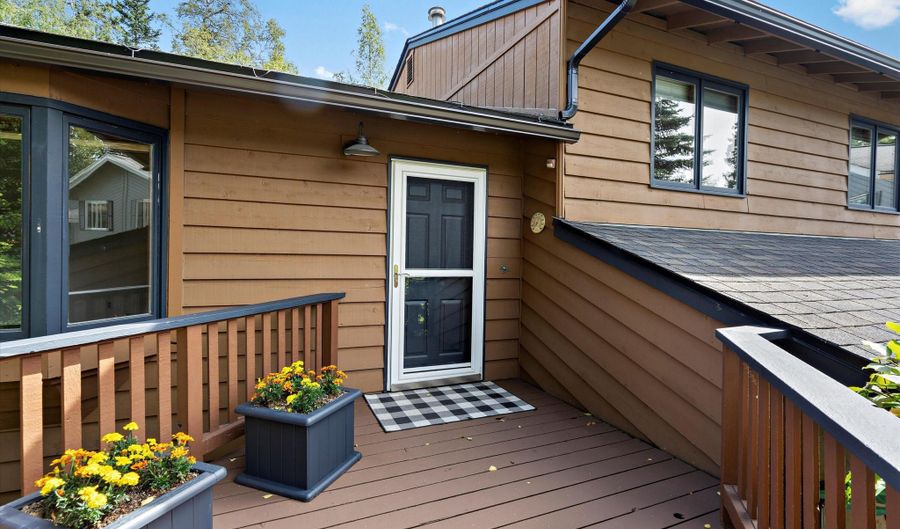 3930 Eric Cir, Anchorage, AK 99507 - 4 Beds, 3 Bath