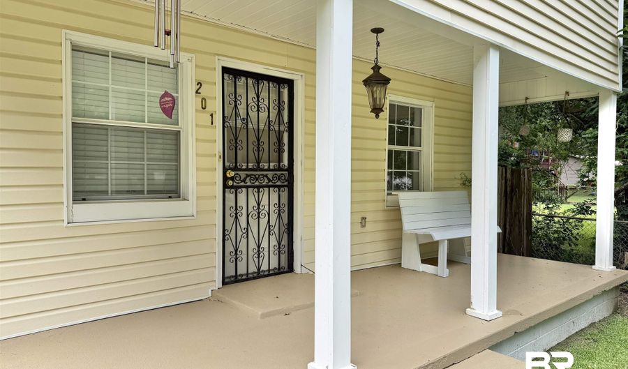 201 McGlasker St, Atmore, AL 36502 - 3 Beds, 2 Bath