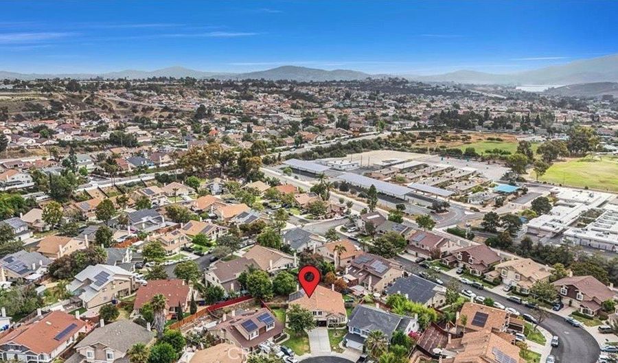 7040 Tenbury Ct, San Diego, CA 92139 - 3 Beds, 2 Bath