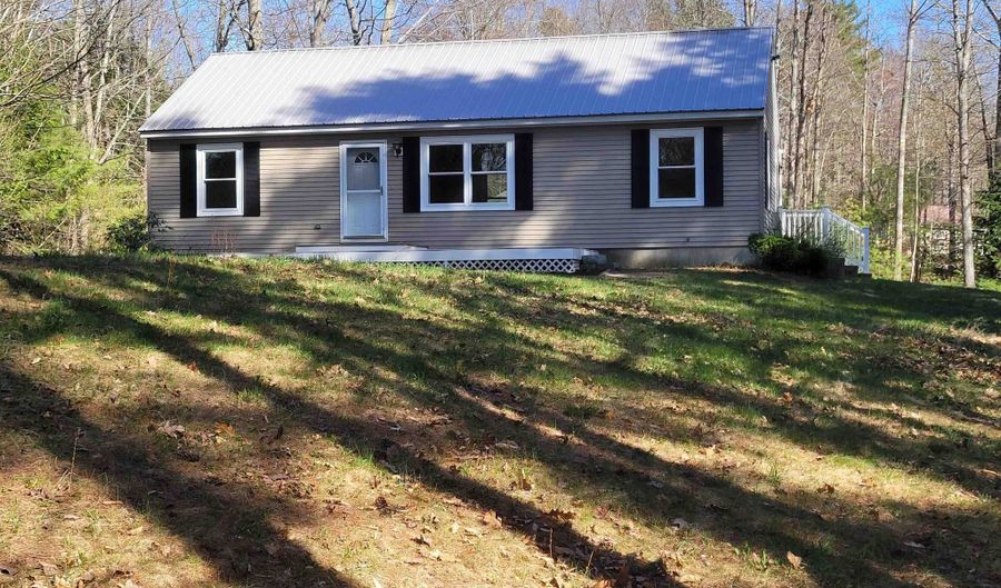 51 Nutter Cir, Barnstead, NH 03225 - 3 Beds, 2 Bath