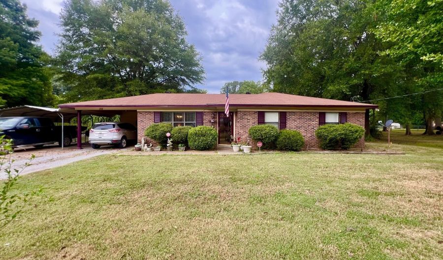 308 Walnut St, Benoit, MS 38725 - 3 Beds, 1 Bath