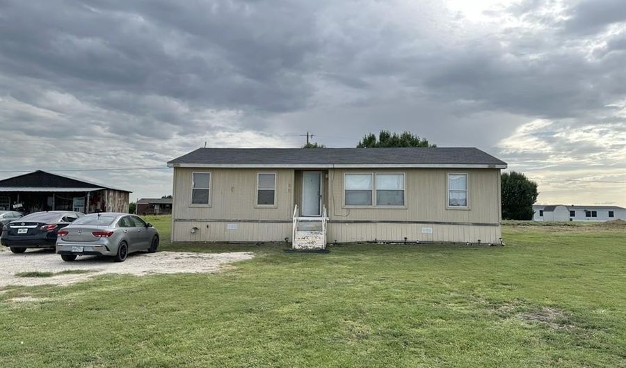 8600 Field Crest Ct, Alvarado, TX 76009 - 3 Beds, 2 Bath