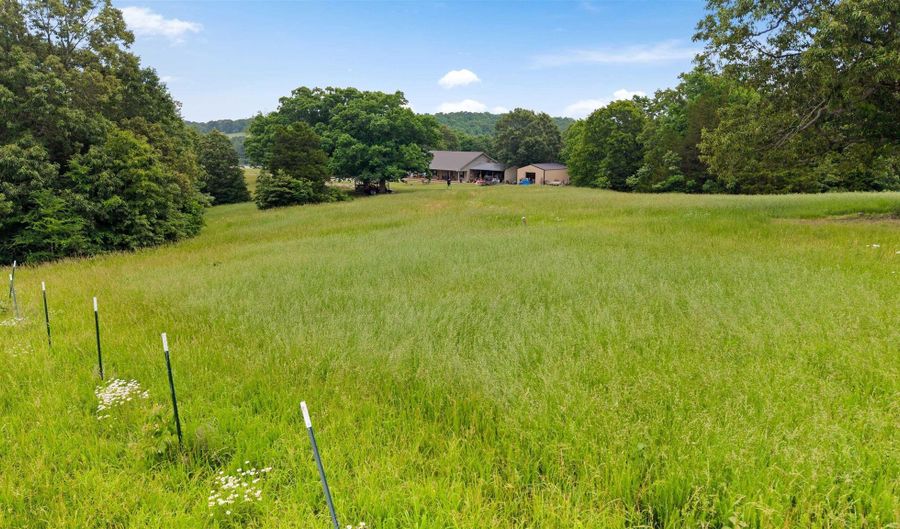 6053 N Central Ave, Batesville, AR 72501 - 4 Beds, 3 Bath