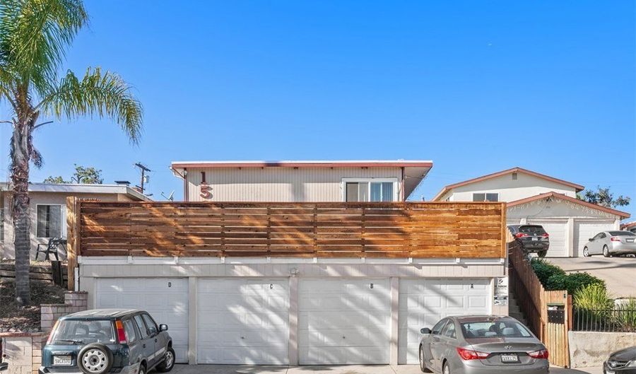 156 W Escalones, San Clemente, CA 92672 - 8 Beds, 4 Bath