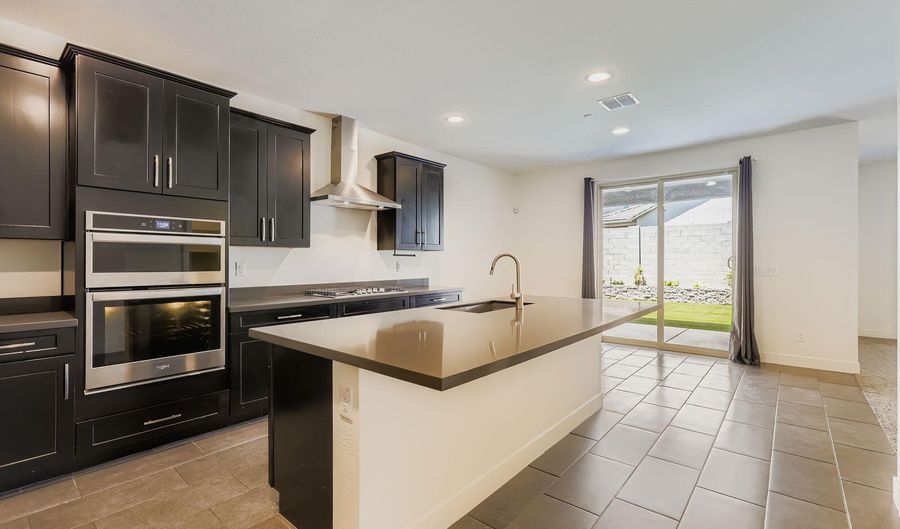 2364 N 212th Ave, Buckeye, AZ 85396 - 3 Beds, 3 Bath