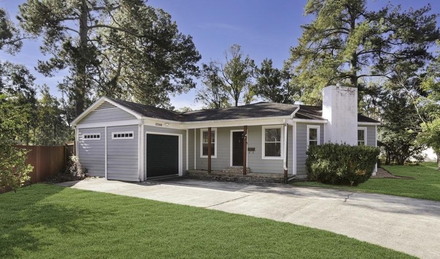 10044 Mollylea Dr, Baton Rouge, LA 70815 - 3 Beds, 2 Bath