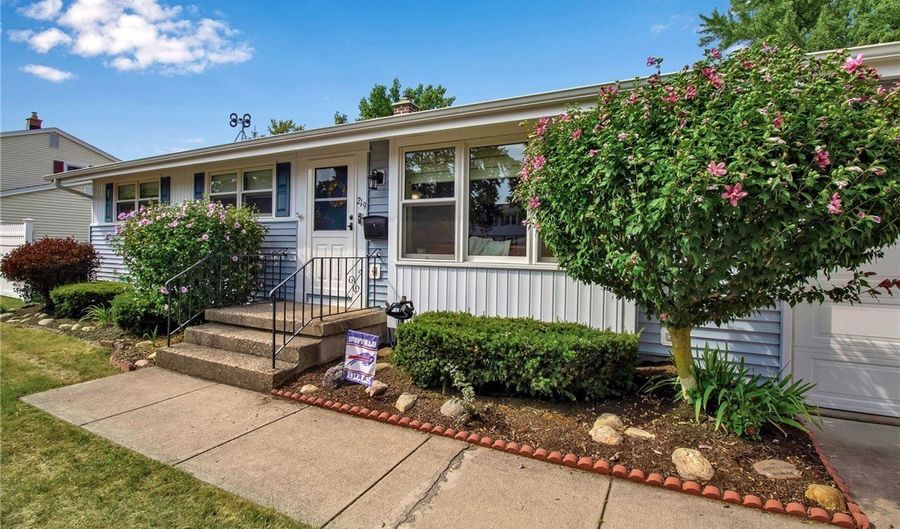 219 Cindy Dr, Amherst, NY 14221 - 3 Beds, 2 Bath