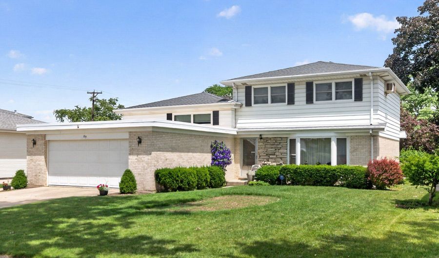 89 S Clarendon Ave, Addison, IL 60101 - 4 Beds, 3 Bath