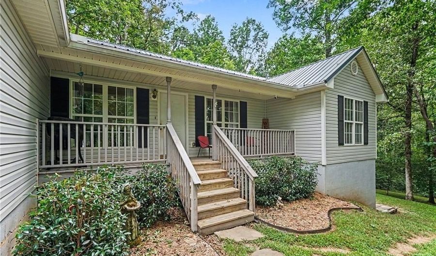 390 Cotton Tail Dr, Baldwin, GA 30511 - 3 Beds, 2 Bath