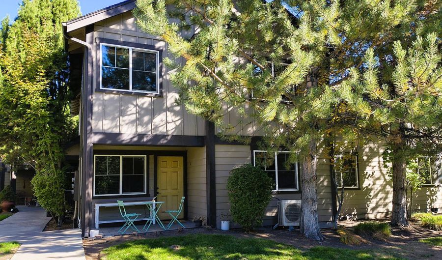 1941 NW Monterey Pines Dr 6, Bend, OR 97703 - 2 Beds, 1 Bath