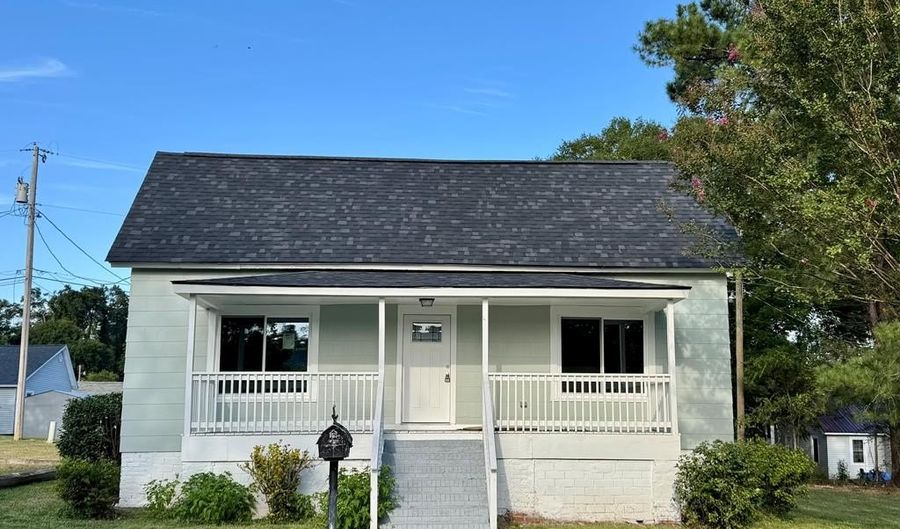 307 Mill St, Abbeville, SC 29620 - 3 Beds, 1 Bath