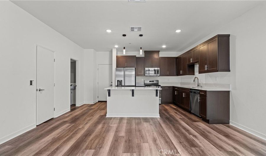 35172 Grove Trl, Fallbrook, CA 92028 - 2 Beds, 3 Bath