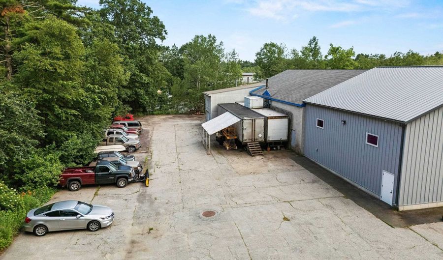 20 Commercial Ct, Auburn, NH 03032 - 0 Beds, 0 Bath