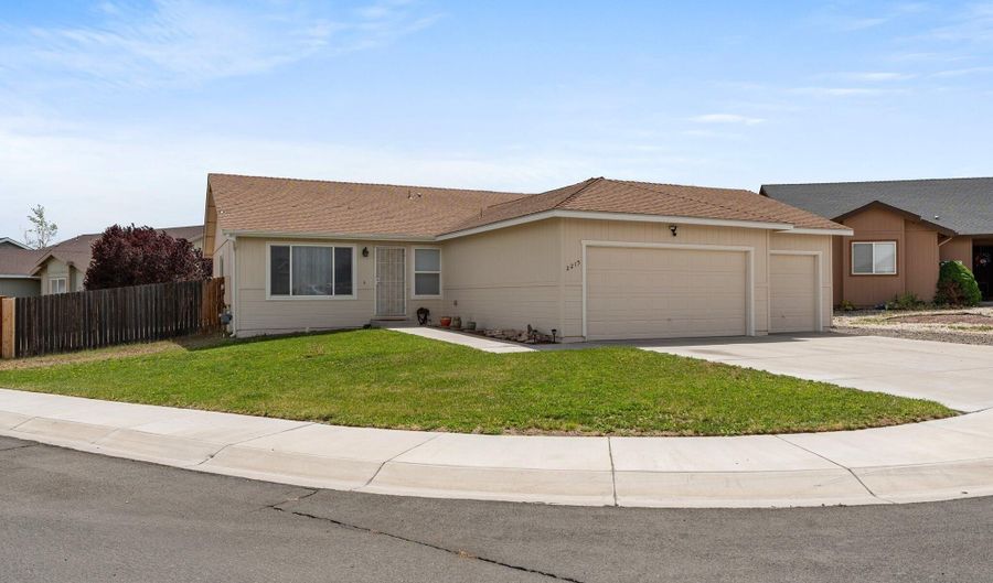 2215 Ellice Way, Fernley, NV 89408 - 3 Beds, 2 Bath