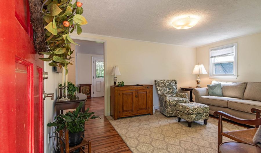 2959 BURNLEY STATION Rd, Barboursville, VA 22923 - 3 Beds, 2 Bath