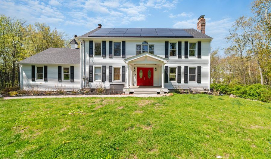 225 Bethmour Rd, Bethany, CT 06524 - 4 Beds, 3 Bath
