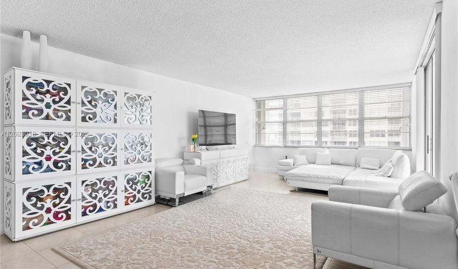 18051 Biscayne Blvd 1105, Aventura, FL 33160 - 2 Beds, 2 Bath