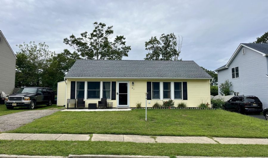 87 Village Dr, Barnegat, NJ 08005 - 2 Beds, 2 Bath