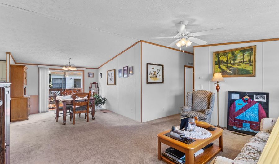 11 BUTTERCUP Ct 77, Dover, DE 19904 - 4 Beds, 2 Bath