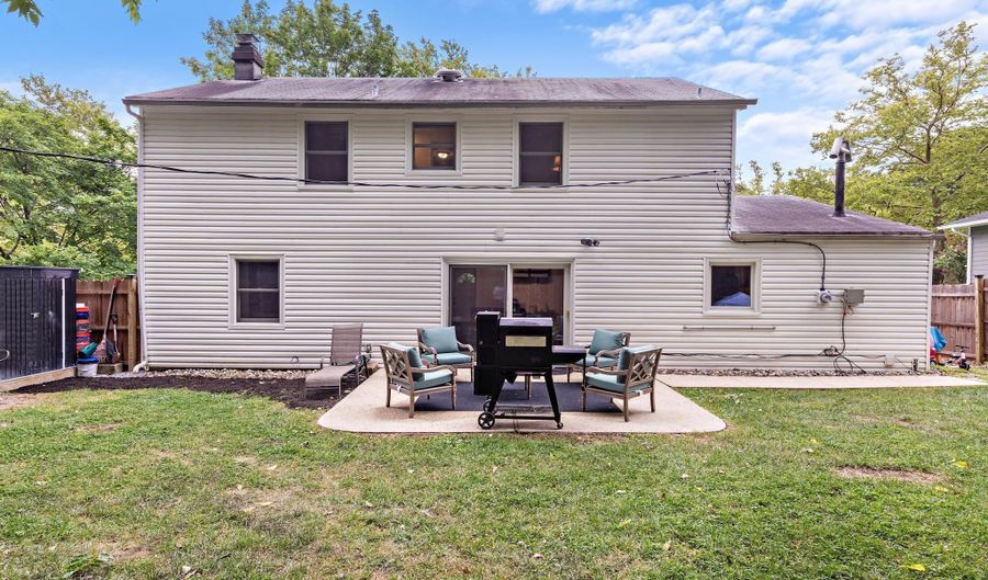 93 Idlebrook Ln, Aberdeen, NJ 07747 - 4 Beds, 3 Bath