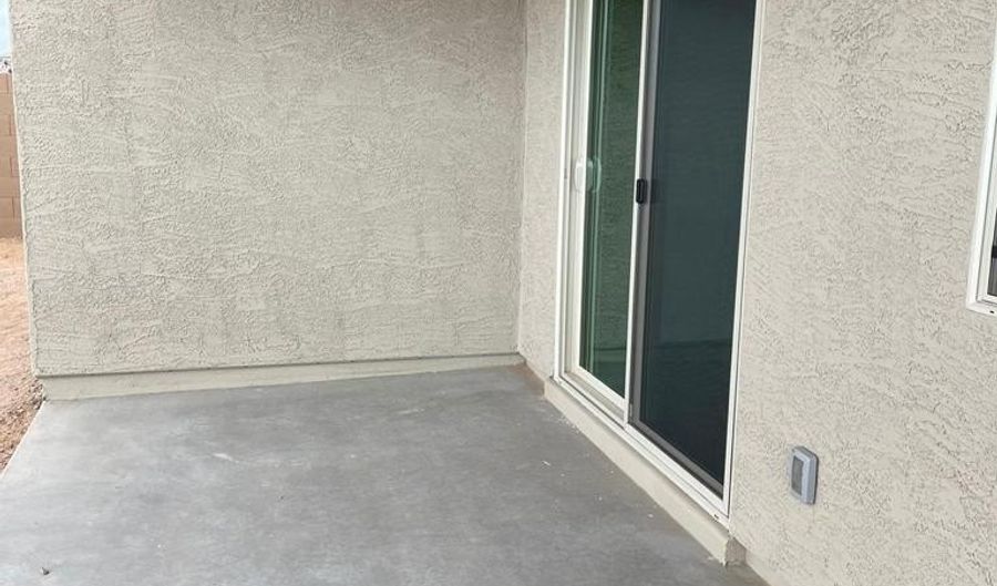 249 W Tropical Dr, Casa Grande, AZ 85122 - 4 Beds, 2 Bath