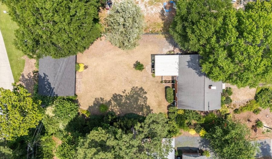 805 N Chestnut St, Aberdeen, NC 28315 - 3 Beds, 1 Bath