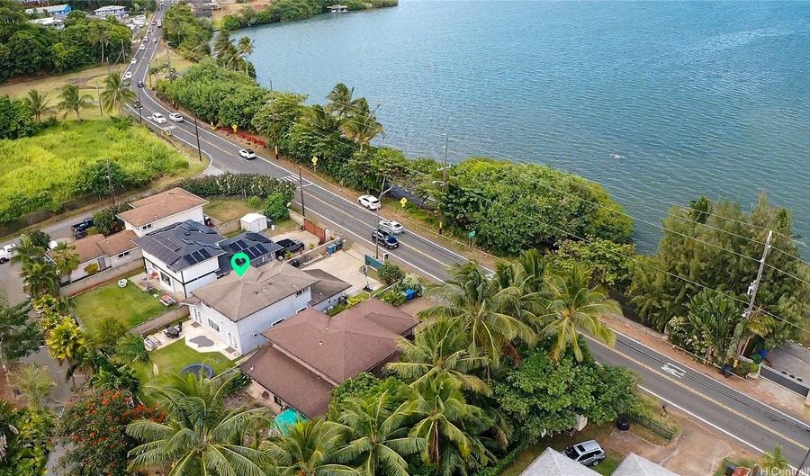 47-784 Kamehameha Hwy, Kaneohe, HI 96744 - 3 Beds, 3 Bath