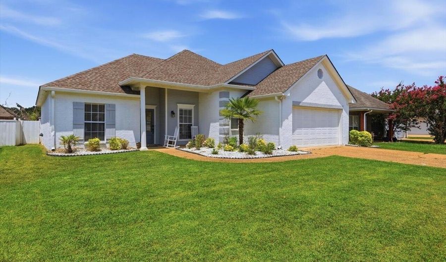 605 Shea Cv, Brandon, MS 39047 - 3 Beds, 2 Bath