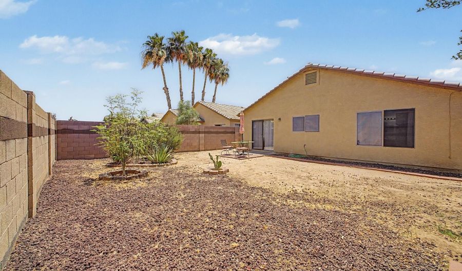 11462 W CAMBRIDGE Ave, Avondale, AZ 85392 - 3 Beds, 2 Bath